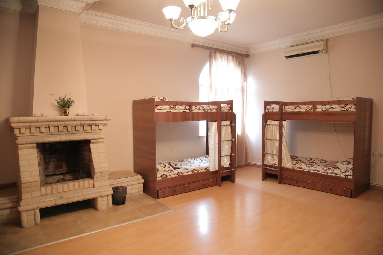Noy Hostel Γιερεβάν Εξωτερικό φωτογραφία