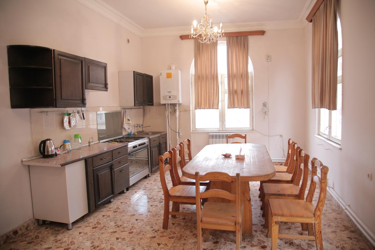 Noy Hostel Γιερεβάν Εξωτερικό φωτογραφία