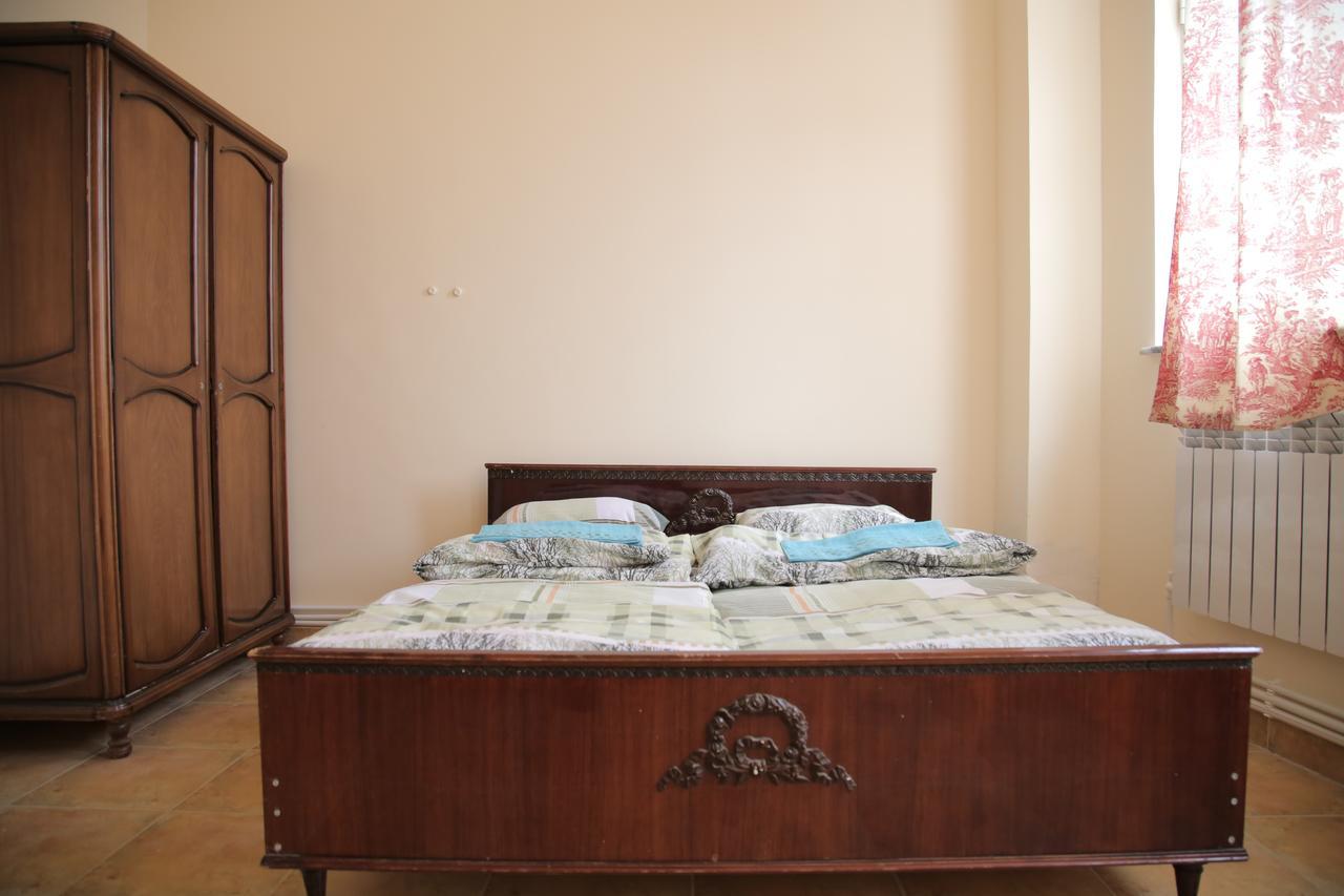 Noy Hostel Γιερεβάν Εξωτερικό φωτογραφία